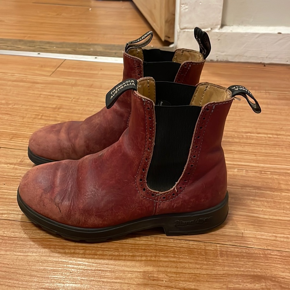 Blundstones